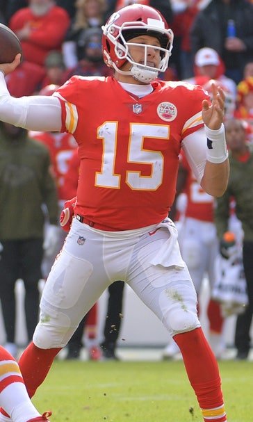 Mahomes breaks Chiefs' single-season TD record in 26-14 win over Cardinals